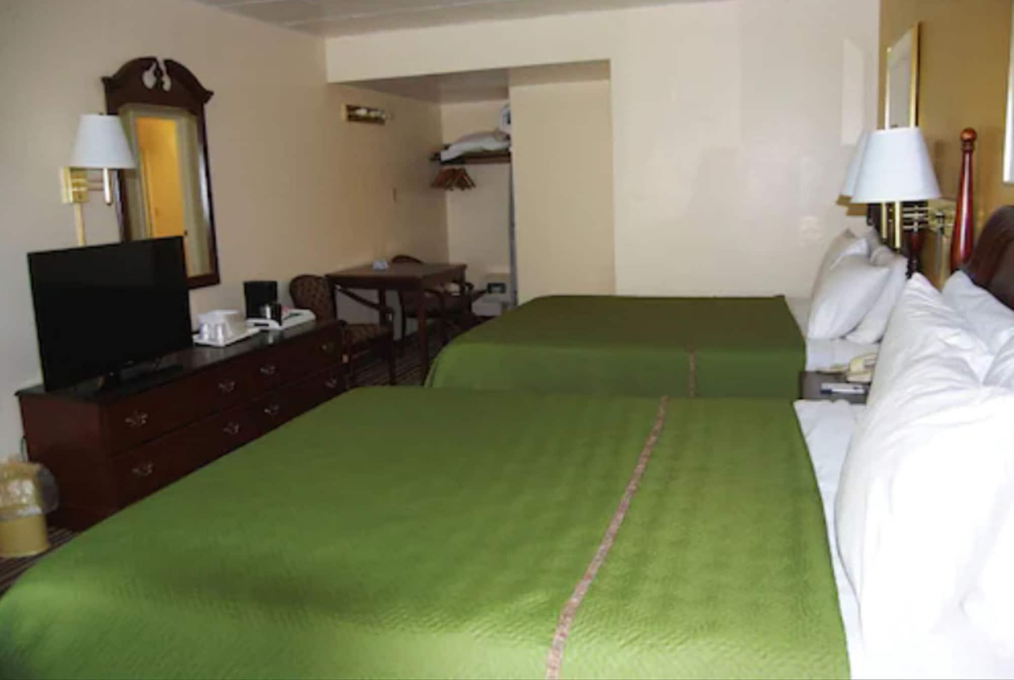 Hotel Travelodge By Wyndham 2*
