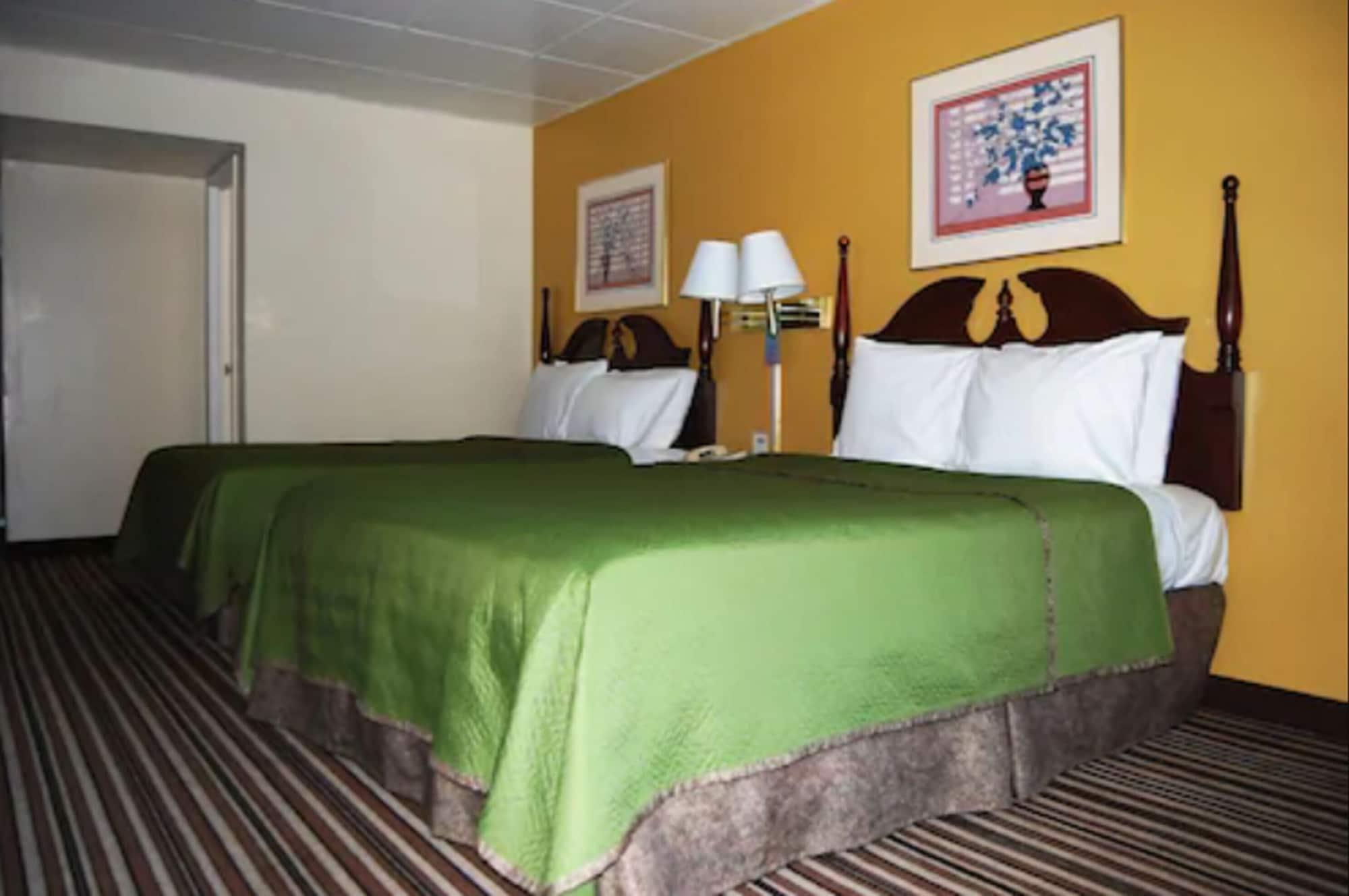 Hotel Travelodge By Wyndham 2*